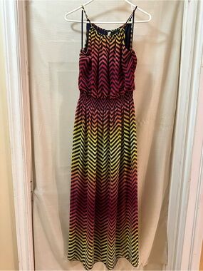 Sweet Storm Chevron Stripe Maxi Dress Large Smocked Waist Halter Lined